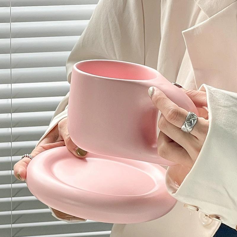 1Set 350ml Ceramic Coffee Chubby Mug Saucer Set Creative Cute Fat Handle Cup with Saucer for Office and Home Room Decor