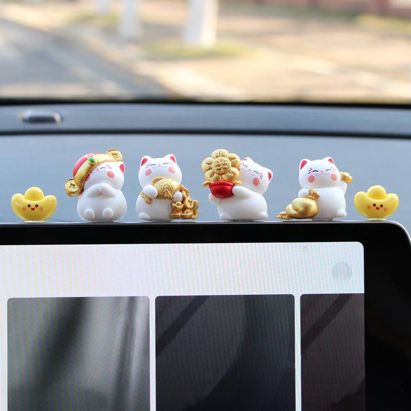 1 Satz Tierfigur Glückskatze Autoornamente Cartoon Chinesisch Glück Reichtum Winkende Katze Modell Desktop Dekoration