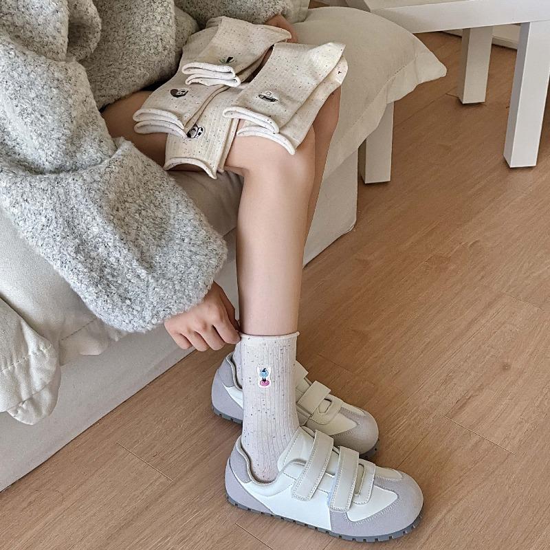Spring and Autumn Lovely Cartoon Puppy Embroidered Socks - Children's Mid-length Socks with Trendy Rolled Edges and No Bones - Long Socks