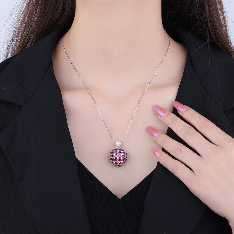Jewelry Korean Version Temperament Women'S Pendant, Colored Treasure Inlaid With Diamonds, Simulated Colored Treasure, Heart-Shaped Pendant