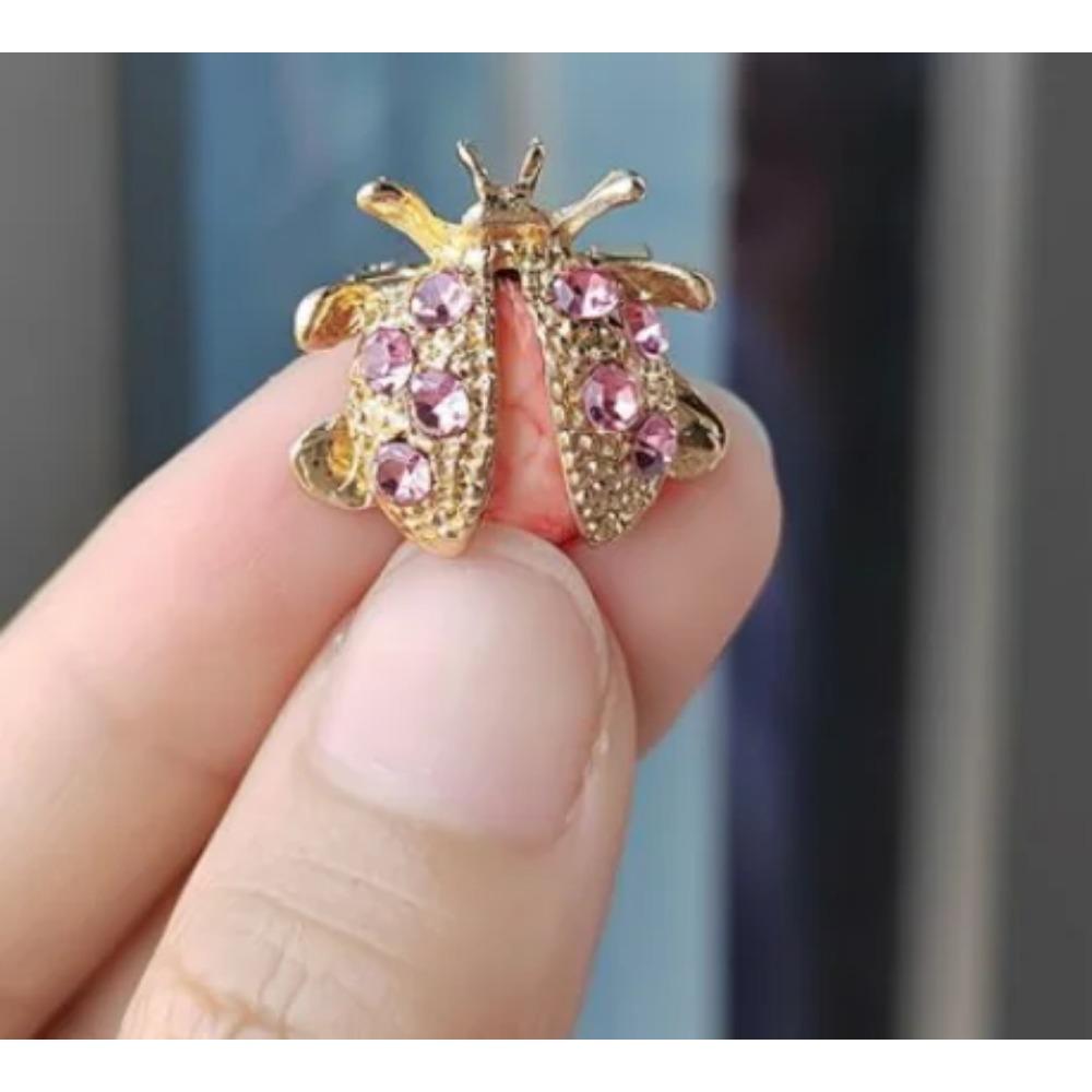 Fashion Ladybug Enamel Pin Rhinestone Green Leaf Insect Bug Brooches Small Collar Brooch Broach Women Men Jewelry Scarf Clip