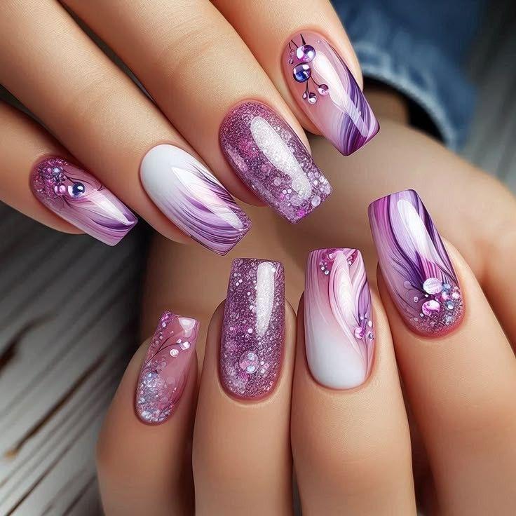 Rhinestone Wearable Purple Gradient French Manicure Nail Tips