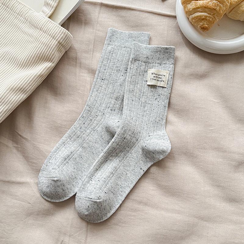 

Женские весенне-осенние хлопковые носки с точечной пряжей, с оригинальной тканевой этикеткой, махровые 1 pair светло-серый