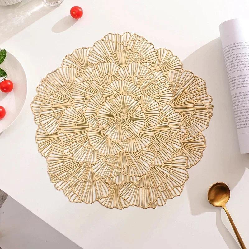 European Hollowed Out Flower Dining Mat Desktop Decoration Anti Slip And Heat Insulation Mat Light Luxury Western Dining Mat