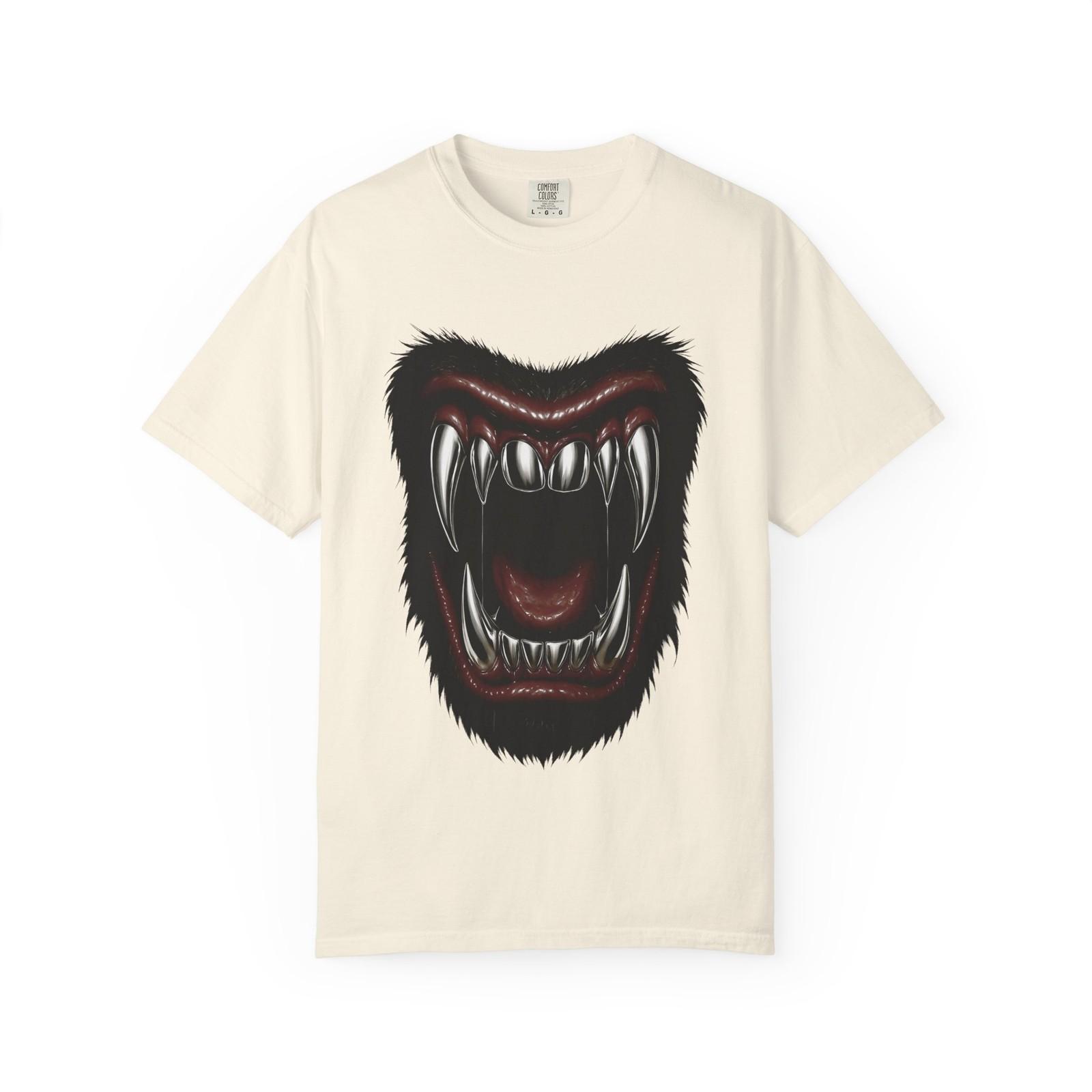 Fierce Werewolf Graphic Tee, Unisex T-shirt for Halloween Enthusiasts, S