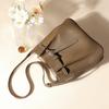 Fashion women's bags, bucket bags, new leather women's bags, shoulder bags, simple commuter tote bags, large-capacity women's bags.