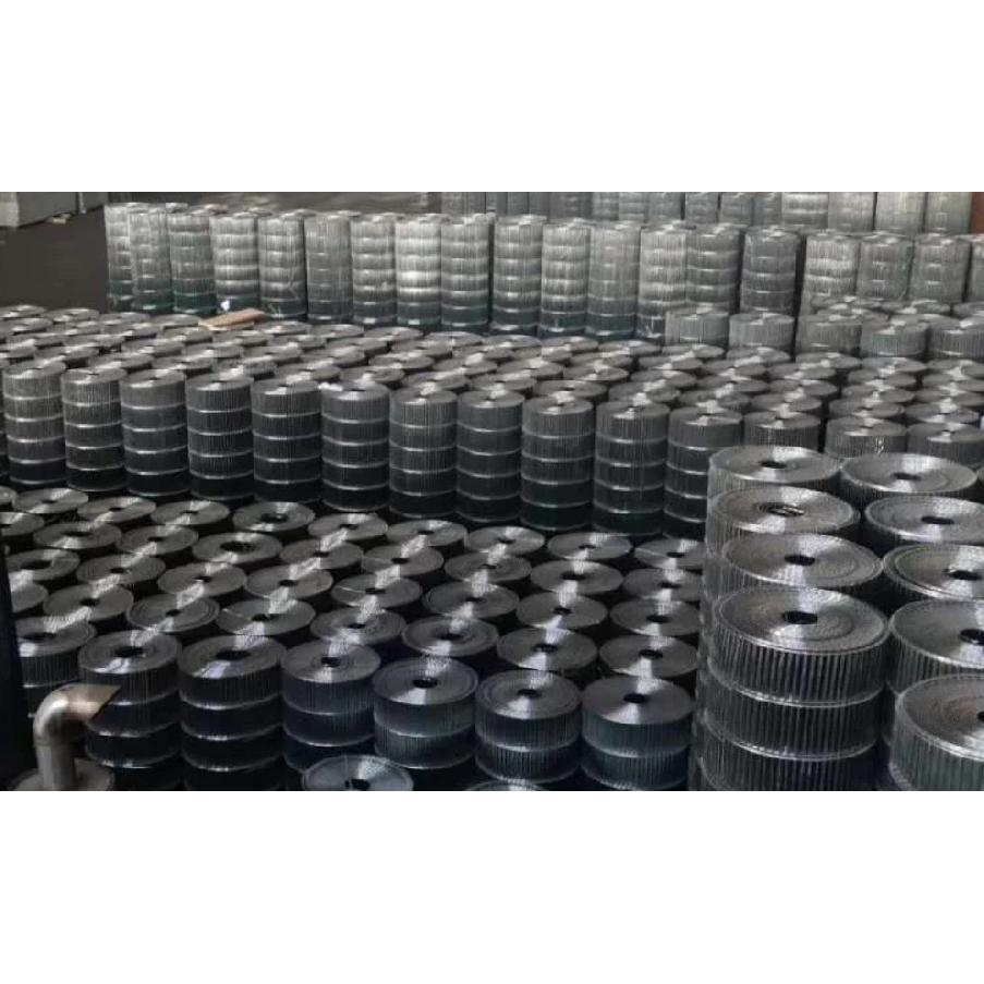 Steel Wire Long Hole Galvanized Welded Iron Wire Mesh Used for Household Breeding Bird Pigeon Rabbit Parrot Quail Chicken Cage