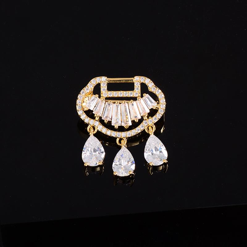 Broșă Elegantă cu Zircon Micro-Incrustat: Accesoriu de bijuterie la modă, potrivit pentru orice ținută, pentru vară