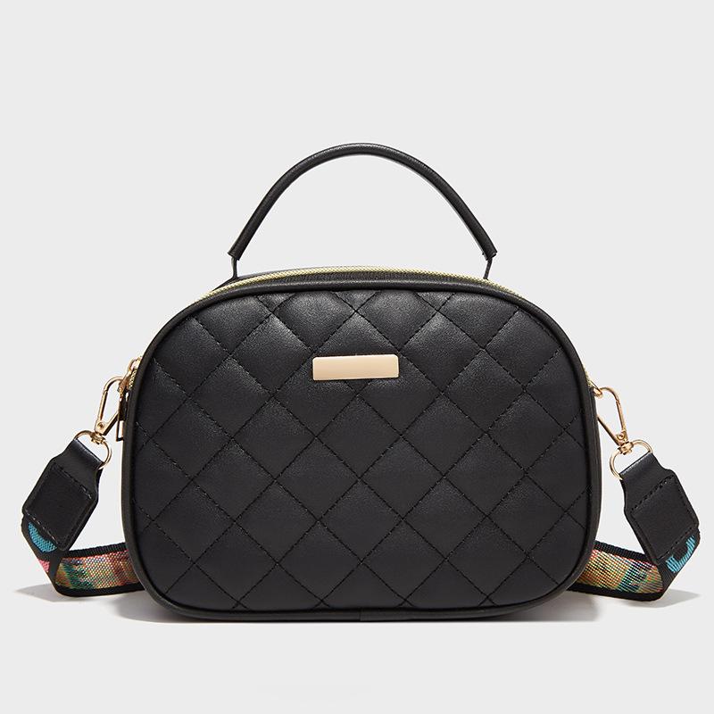 Women's Bag New Spring and Summer New Retro Portable Shoulder Bag Rhombus Embroidery Thread Fashion Oblique Span Bag Small Square Bag