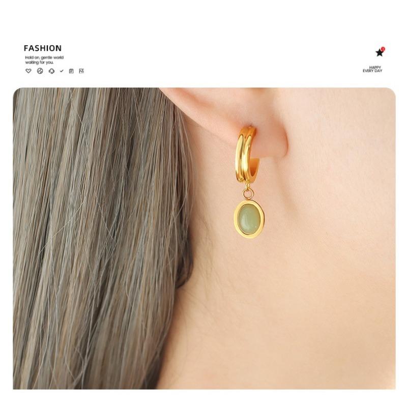 Mysterious french non-fading niche style green aventurine pendant titanium steel necklace jewelry earrings jewelry