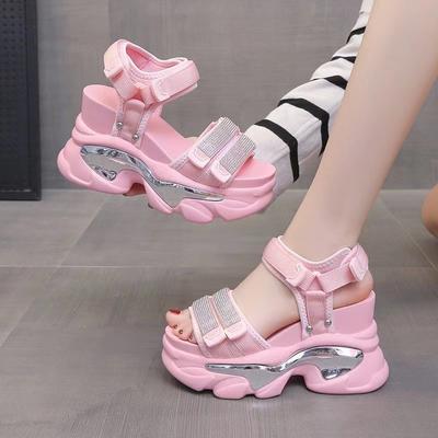 Moda Kadın Kalın Sandaletler Yaz Tasarımcıları Açık Burunlu Kancalı Döngü Ayakkabılar 10CM Yüksek Topuklu File Sandaletler Rahat Kama Plaj Terliği Spor Ayakkabılar