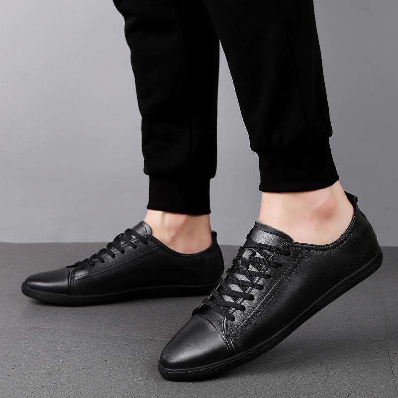 Fashion 2025 Hot Sale Genuine Leather Casual Shoes Men All-match Outdoor Walking Shoes Lightweight Skate Shoes Men Flats Mens Sneakers