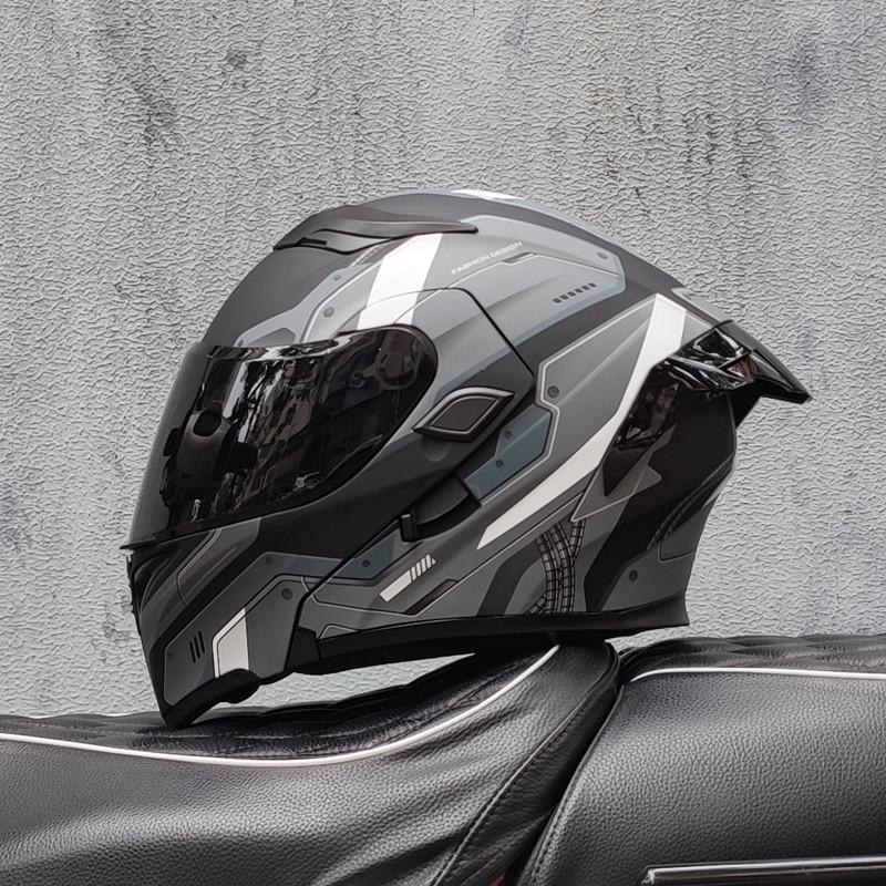 E5GOrz Flip-up Motorcycle Helmet for Men & Women – Full Face, All-Season with Bluetooth Slot, Big Tail Wing, 3C Certified