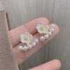 1 Pair Women's Cute Flower Faux Pearl Earrings, Fashion Elegant Simple Solid Color Earrings Suitable for Daily, Casual, Party