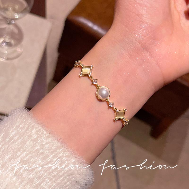 Delicate zircon opal geometric sugar cube pull bracelet simple versatile bracelet pearl jewelry