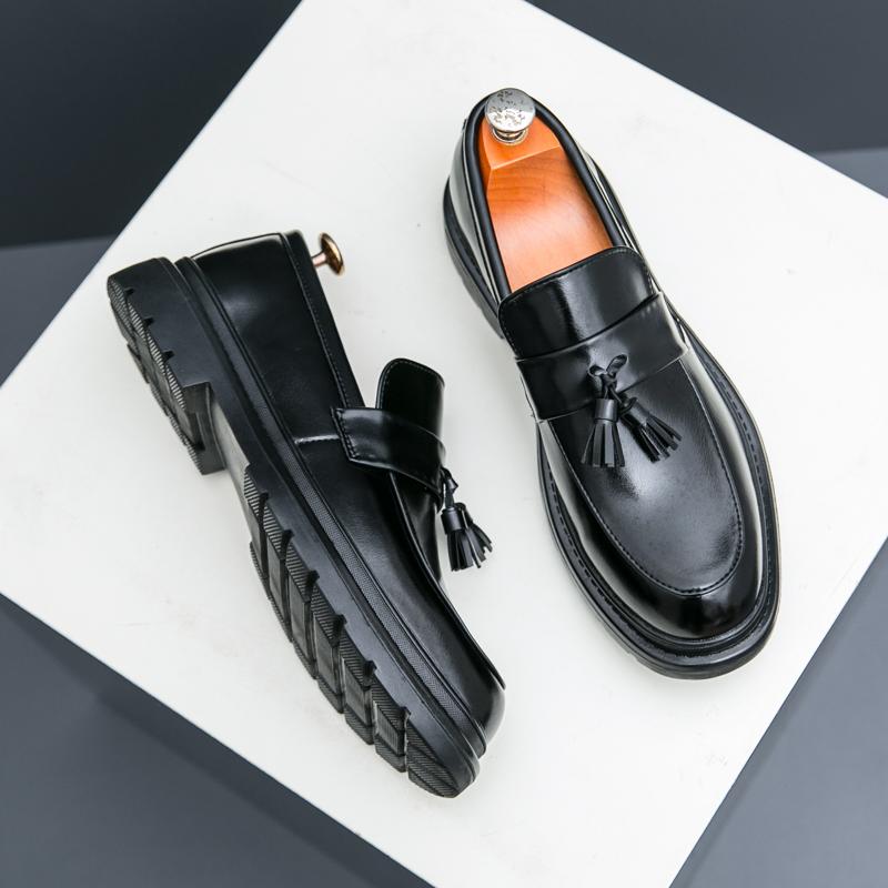 Fashion Leather Shoes For Man Genuine Leather Big Size Shoes High Quality Designer Formal Shoes Casual Shoes Fashion Business