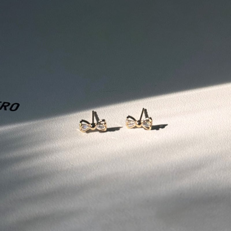 MARQUEMENT 14k Raina Ribbon Earrings