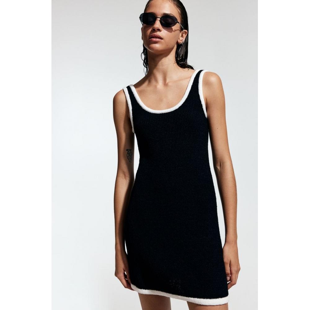 

Платье из тонкого трикотажа HMA Line черного кремового цвета