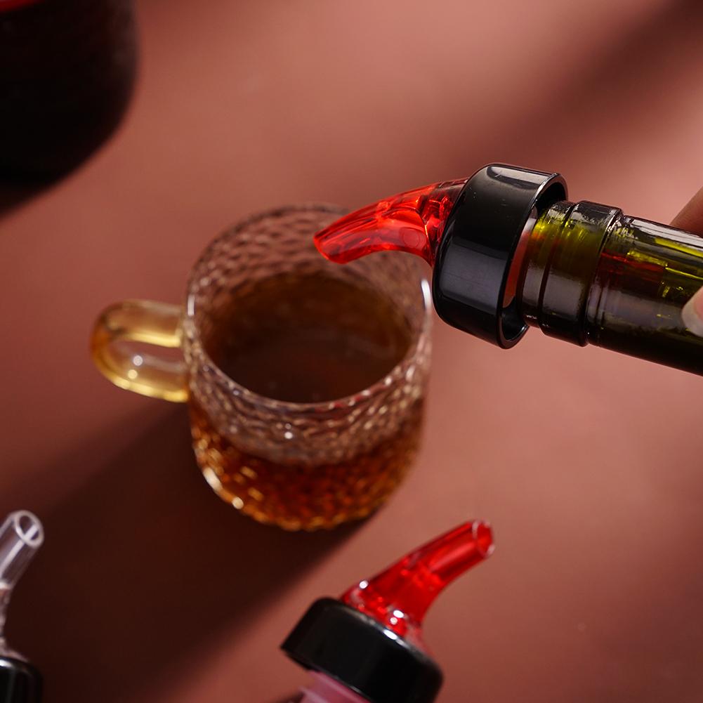 Portable Quantitative Wine Pourer Alcohol Liquid Dispenser Measuring Oil Bottle Spout Wine Decanter Cocktail Dispenser Tool