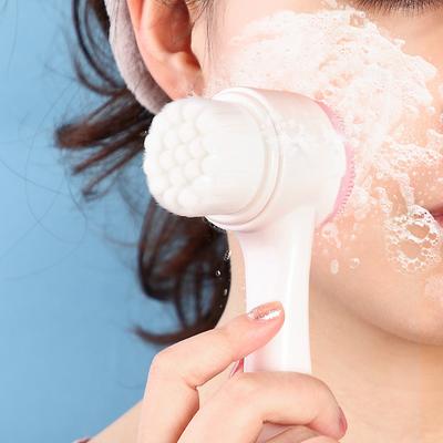 Brosses nettoyantes pour le visage Aucun outil de soin du visage électrique Brosse nettoyante pour le visage Deux têtes de brosse avec silicone et poils doux
