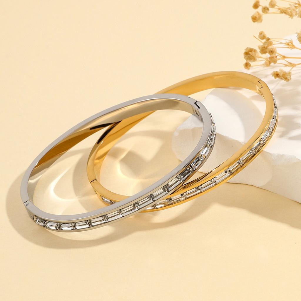 Htpwe Stainless Steel Ring Inlaid With Zircon Wide Version Glossy Bracelet 18k Couple Holiday Gift Bracelet Party Daily  Zircon