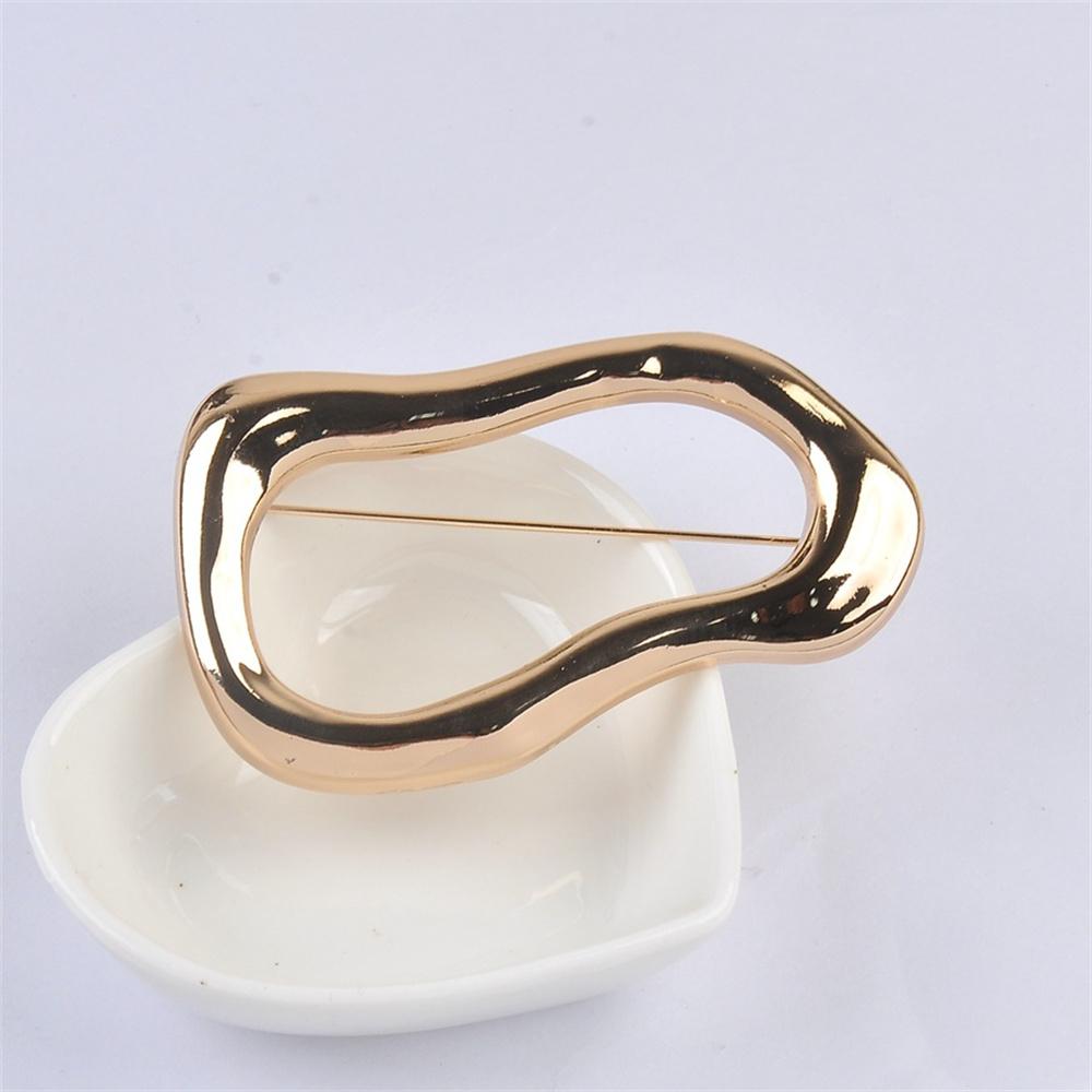 

2026 New Stainless Steel Big Circle Brooches Pins For Women Men 2-color All-match Geometric Brooch Gifts золотий