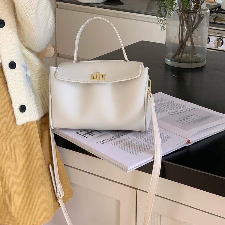 Handbag Small New Retro Fashionable One-shoulder Crossbody Women's Bag Versatile Commuting Small Square Bag