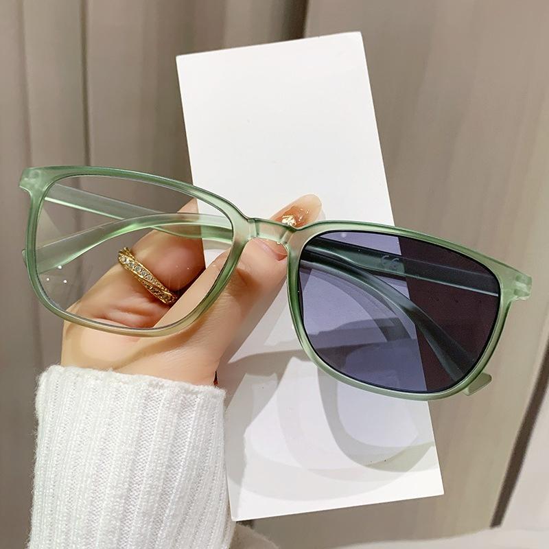 Stilvolle Fotochemische High-Definition-Presbyopiebrille Ultraleicht Bequem Anti-Blaulicht Lesebrille 0 bis +4,0