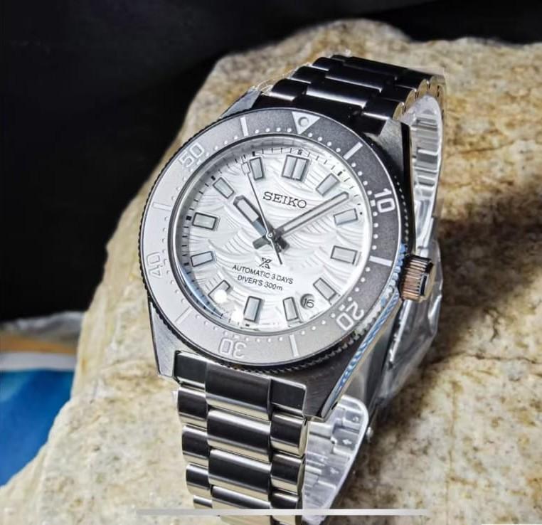 Seiko PROSPEX Scuba SBDC213 300M Automatik 3 Tage Gangreserve Herrenuhr SPB511J1