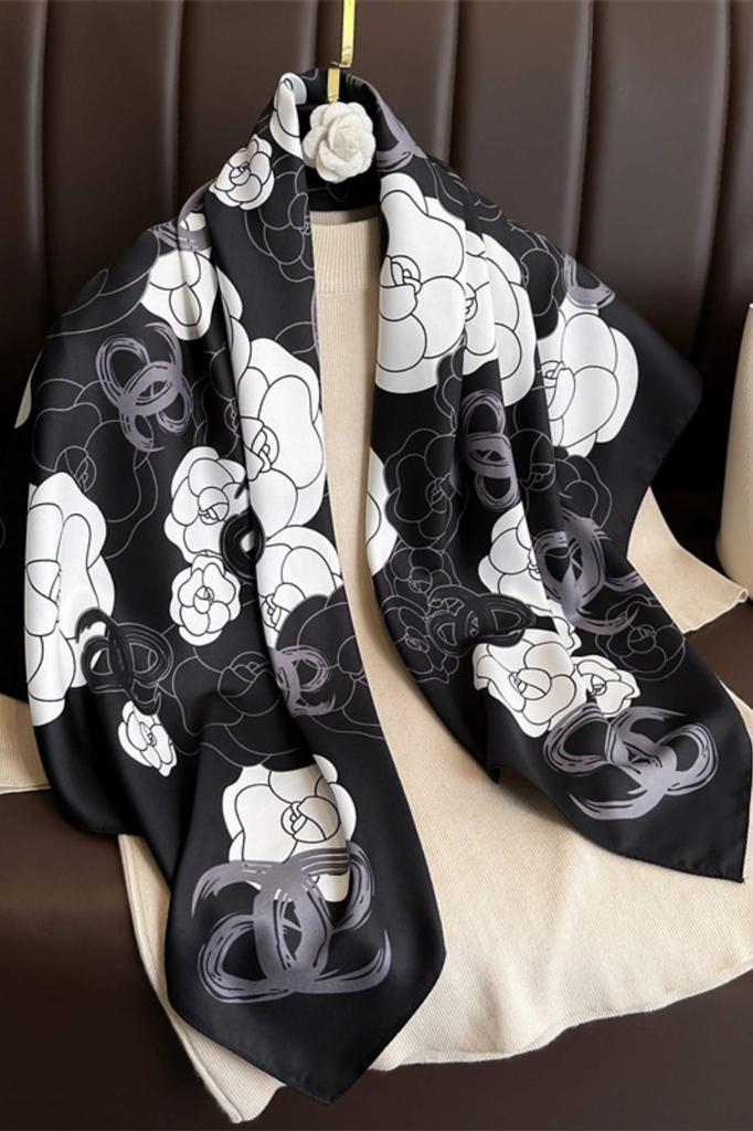 Scarf 90x90 Black and White with a Floral Motif - Elegance and Contrast