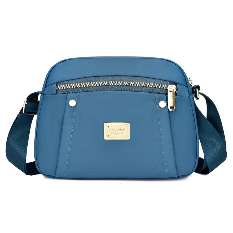 Borsa piccola a spalla singola da donna di nuova moda Borsa in tessuto di nylon leggera e resistente all'acqua Borsa a tracolla da esterno di grande capacità