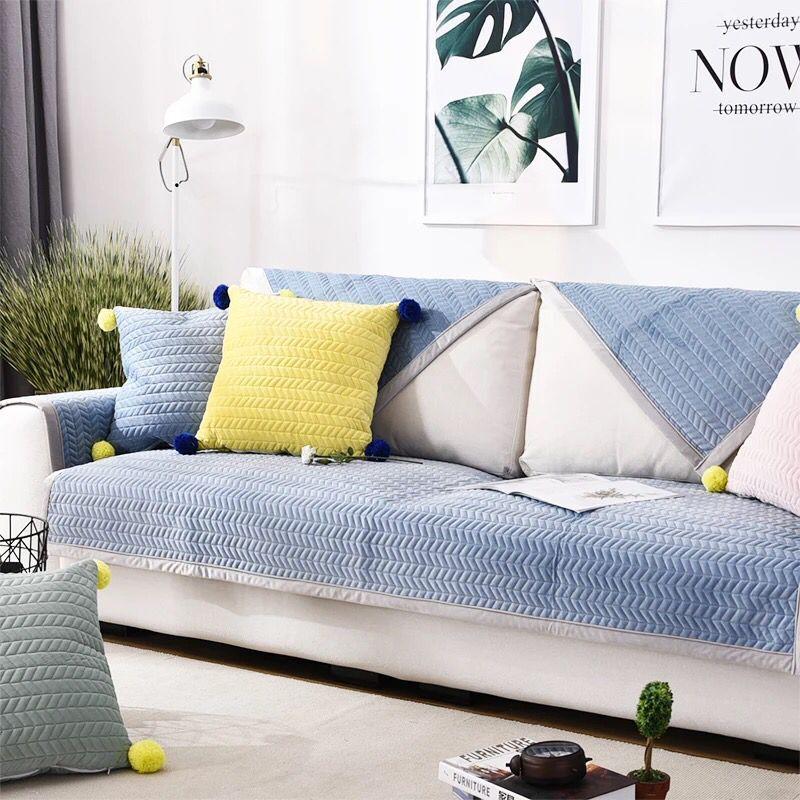 

Короткая плюшевая подушка для дивана. Нескользящая подушка из ткани Four Seasons. Простое современное универсальное зимнее полотенце для дивана «все включено». 70*70