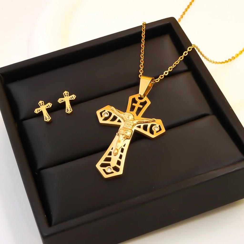 Stainless Steel Christian Jesus Cross Necklace for Women Men Chains Religion Cross Pendants Jewelry Prayer Gifts