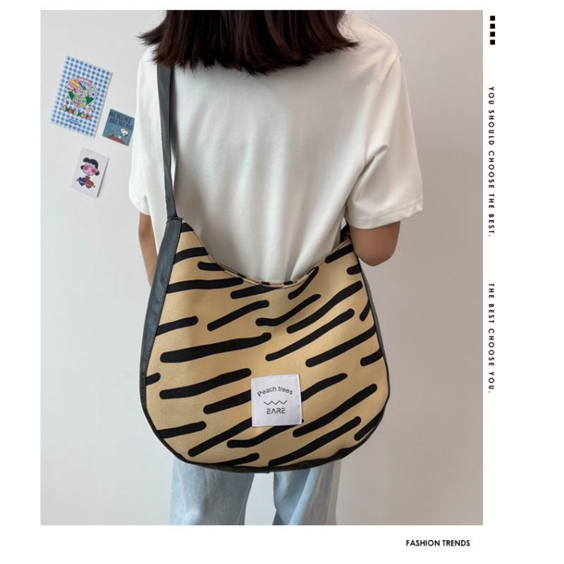 Small Bag Women's Large Capacity Shoulder Bag Zebra Crossbody Bag Canvas Tote Bag