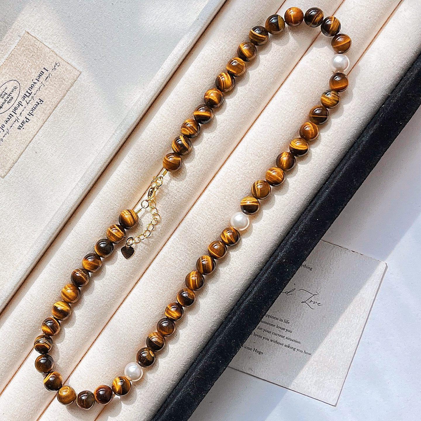 

Vintage Boutique Natural Tiger S Eye Stone Artificial Crystal Pearl Design Sense Sweater Chain Necklace Collarbone Chain Women