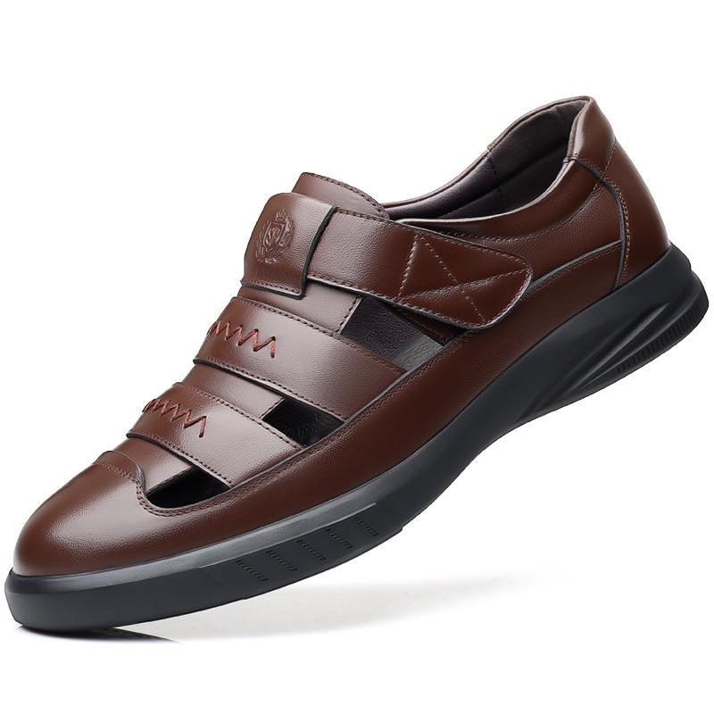 

Сандалии мужские летние 2024 года, новые полые дышащие кожаные туфли с отверстиями, мужские нескользящие повседневные туфли для пап среднего возраста 44