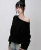 LIKE THE MOST Off-Shoulder String Sweat Top_Black