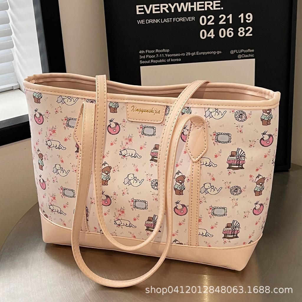 Large capacity underarm bag women's 2025 new spring and summer fashion printed shoulder bag versatile commuter tote bag