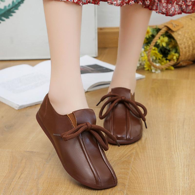 

Foreign trade single shoes autumn new round head flat bottom Doudou shoes casual shallow mouth large size women s shoes tide 42 темно-коричневого кольору