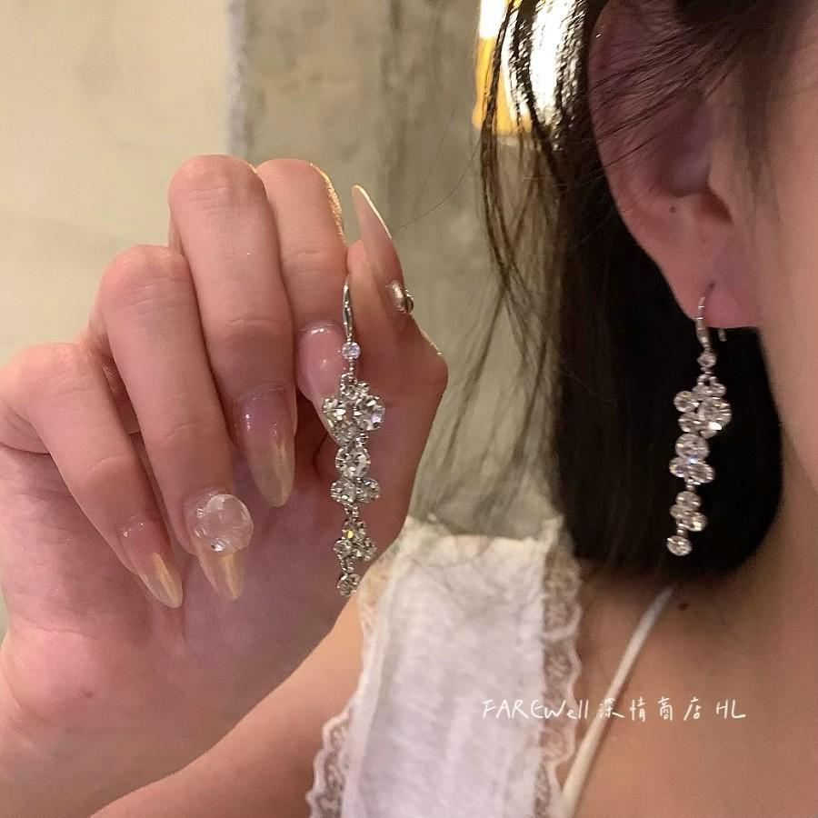 Micro-inlaid Zircon Long Fringed Earrings Women's Light Luxury Stud Earrings Personalized Earrings