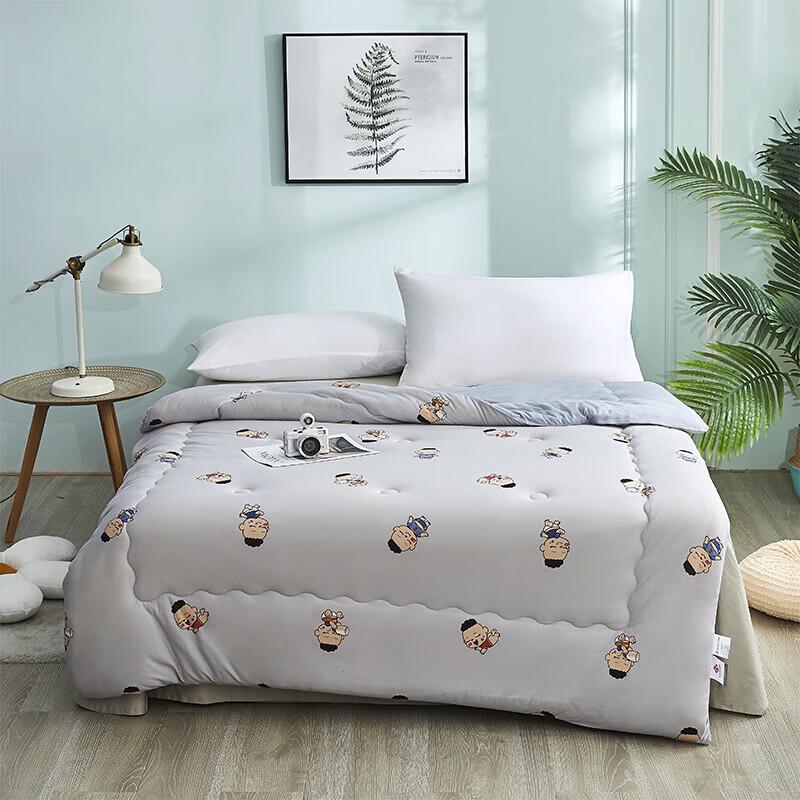 

Grace Lightweight Knitted Comforter