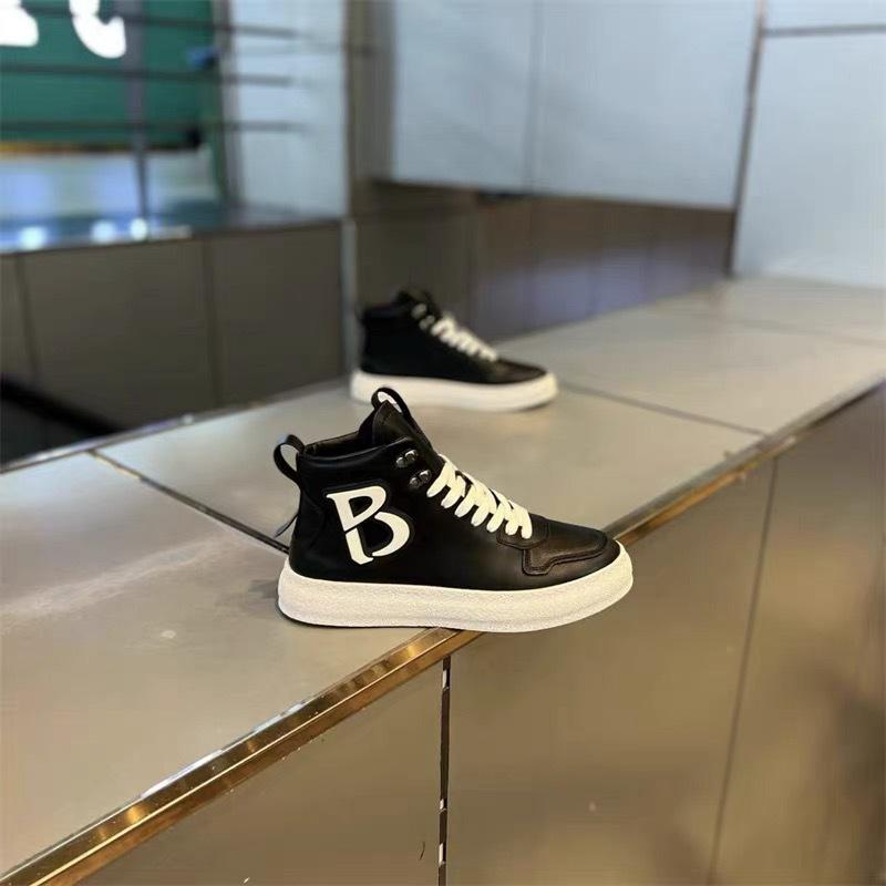 Spring and autumn high-top lace-up soft sole leather surface comfortable board shoes lightweight height-increasing casual shoes