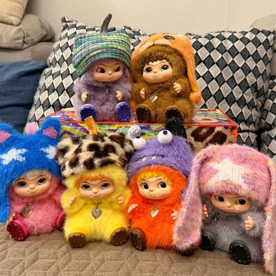 Wakuku Fuzzy Trendy Fun Party Box Cute Wakuku Action Figure Mystery Cute Doll Bag Pendant Doll Surprise Bag Gift