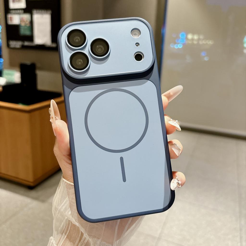 Applicable to iPhone17PROMAX mobile phone case two-color matte skin-sensitive magnetic attraction Apple 18 with lens film anti-drop 16