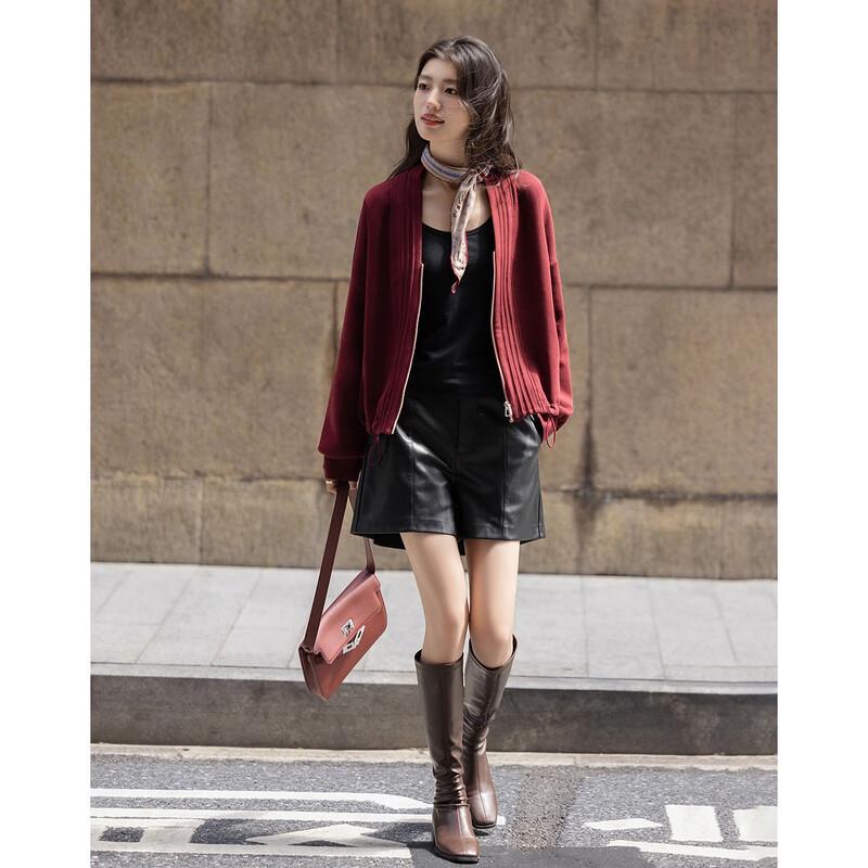 Demana Women's V-Neck Air Layer Jacket