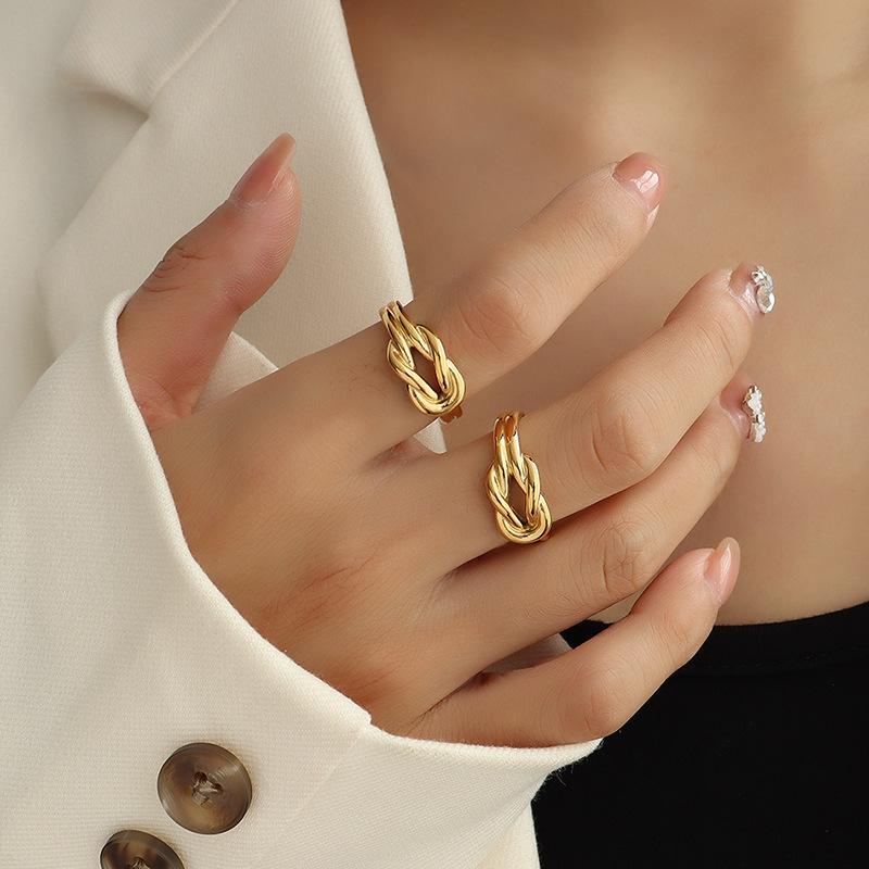 Marka French Niche Love Knot Ring in 18K Gold Titanium Steel A198 Size 7