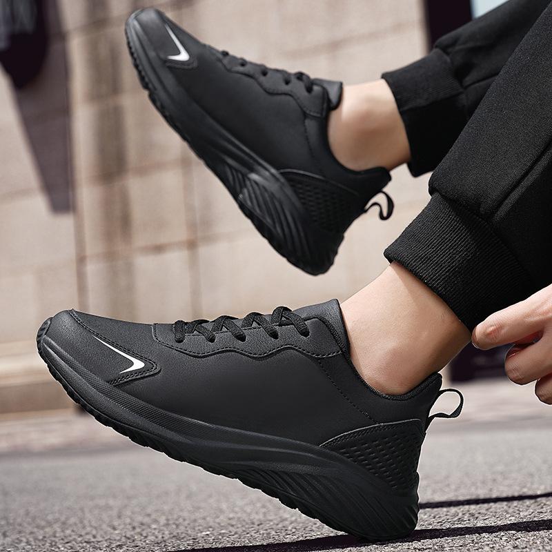 New Autumn Sports Men's Shoes Fashion Trend Lightweight Sports Black Casual Shoes Versatile Soft-soled Shoes Lightweight