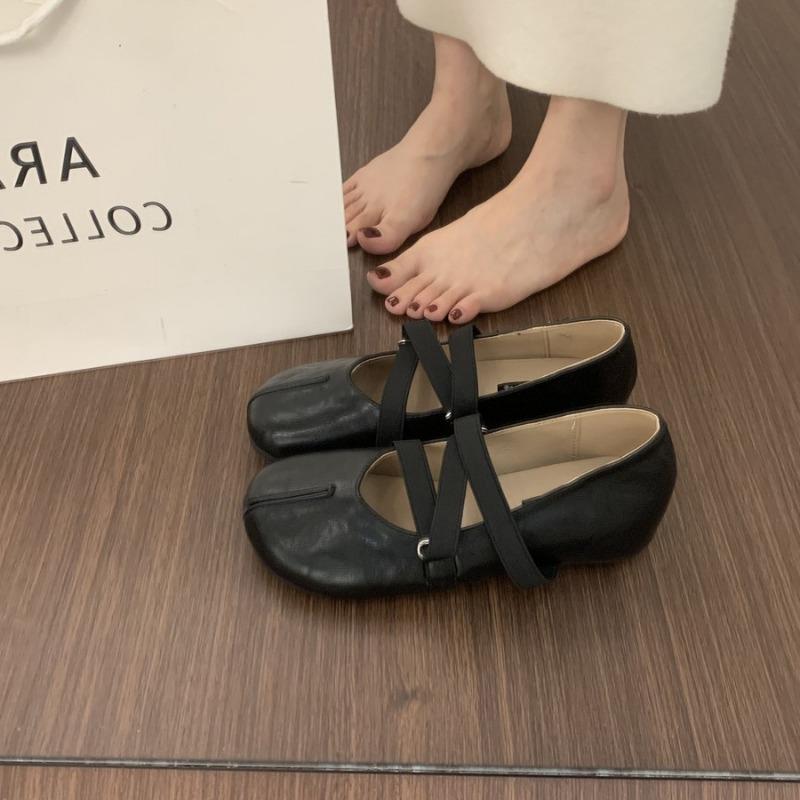 Mary Jane shoes women's new autumn soft-soled, not tired, inner height increase, shallow mouth ballet shoes