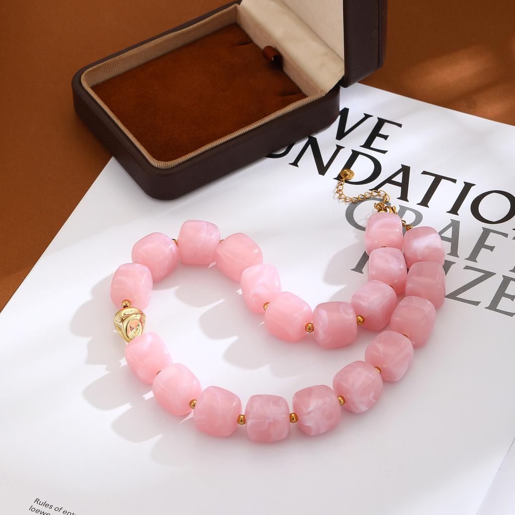 Minimalist Beaded Choker Necklace Women Summer Beach Acrylic Beads Necklaces Boho Statement Colorful Necklace