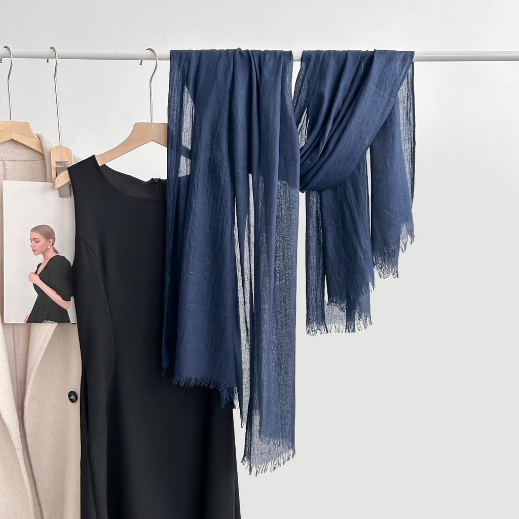 Artistic Cotton and Linen Scarf - Solid Color, Japanese & Korean Style, Women's Shawl for Air-Conditioned Rooms, Outerwear, Sun Protection